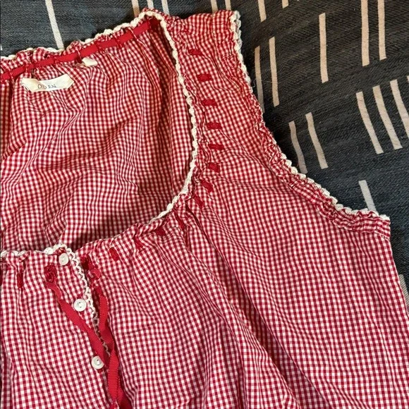 Doen Red Checkered Sleeveless Blouse - Picture 10 of 16